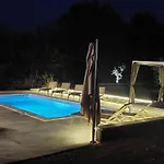 Vikendica Hacienda Matea - Oase Der Romantik In Strandnaehe By Interhome Pula