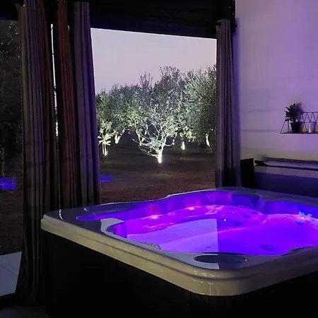 Vakantiehuis Hacienda Matea - Oase Der Romantik In Strandnaehe By Interhome *