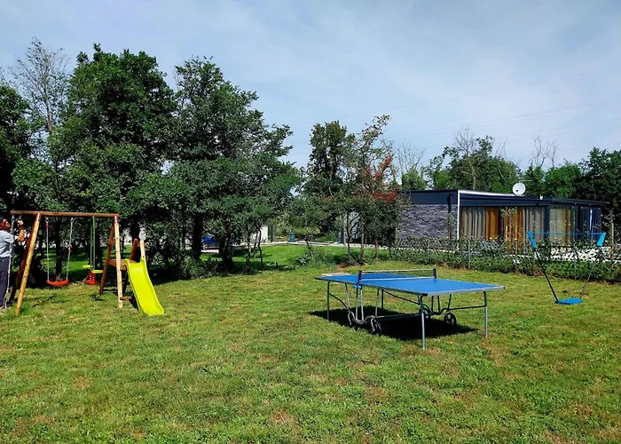 Hacienda Matea - Oase Der Romantik In Strandnaehe By Interhome Tatil Evi Pula