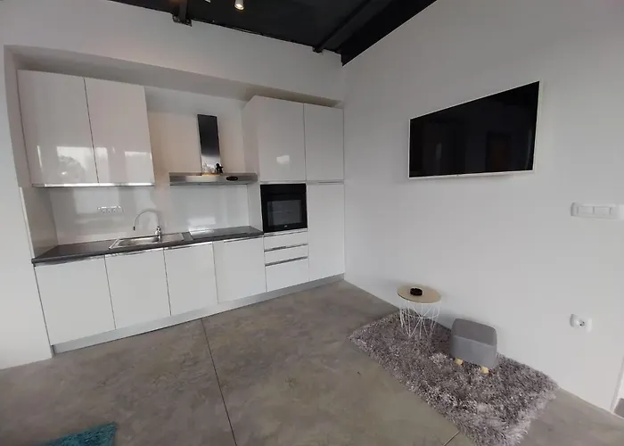 Hacienda Matea - Oase Der Romantik In Strandnaehe By Interhome Pula