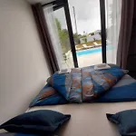 Hacienda Matea - Oase Der Romantik In Strandnaehe By Interhome Пула