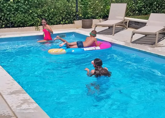 Semesterbostad Hacienda Matea - Oase Der Romantik In Strandnaehe By Interhome *