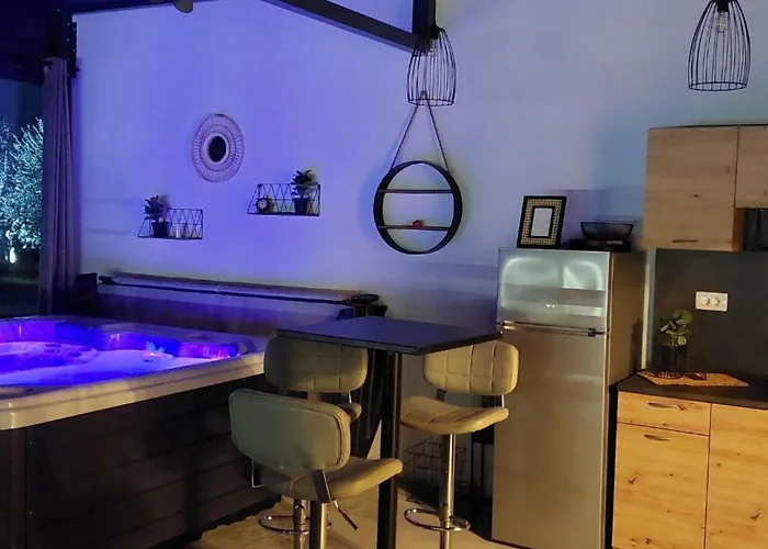 Hacienda Matea - Oase Der Romantik In Strandnaehe By Interhome