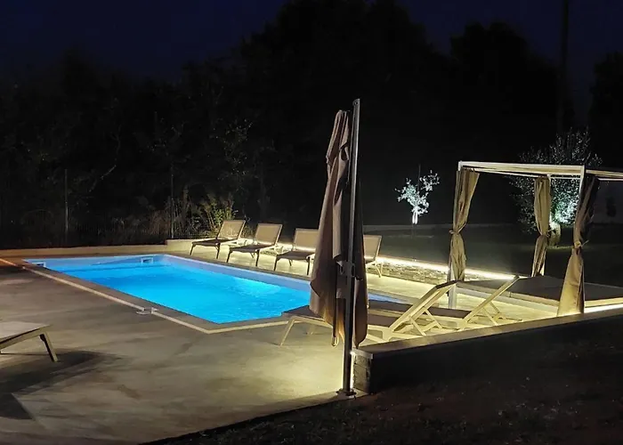 Дом отдыха Hacienda Matea - Oase Der Romantik In Strandnaehe By Interhome Пула