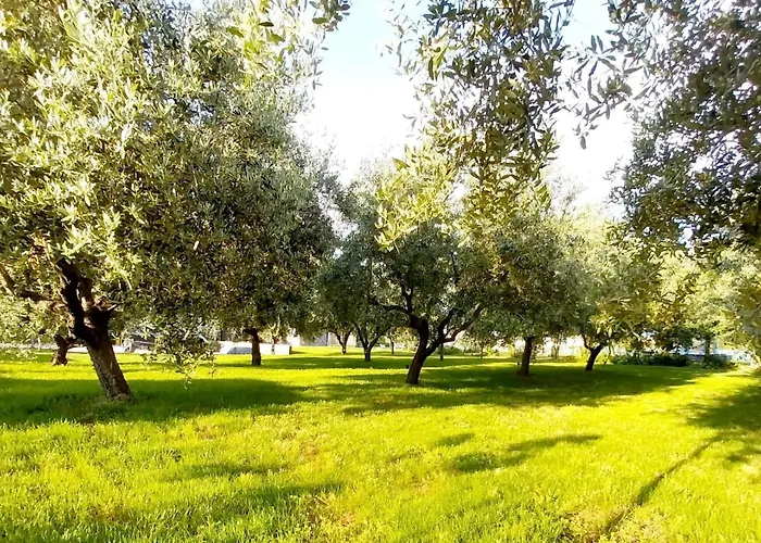 Hacienda Matea - Oase Der Romantik In Strandnaehe By Interhome * Pula