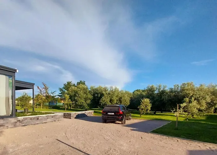 Semesterbostad Hacienda Matea - Oase Der Romantik In Strandnaehe By Interhome Pula