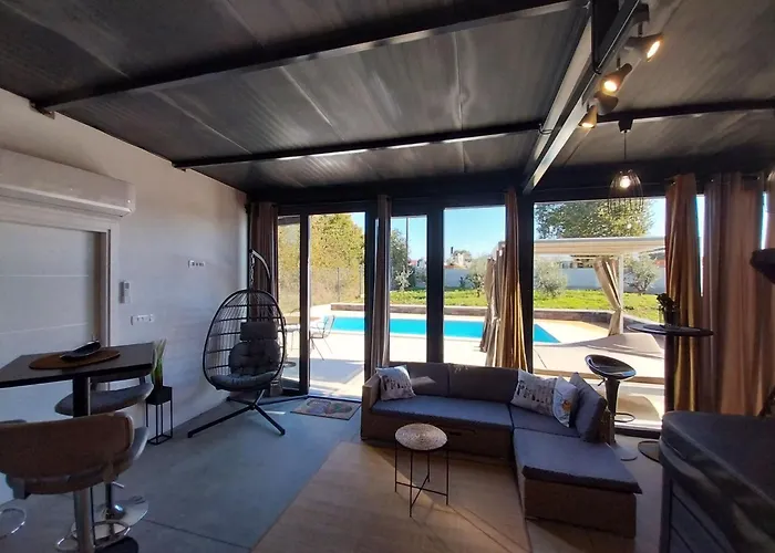 Hacienda Matea - Oase Der Romantik In Strandnaehe By Interhome 펜션